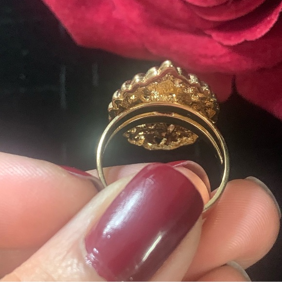 Gold Tone Irregular Zircon Rhinestone ring - Picture 6 of 6